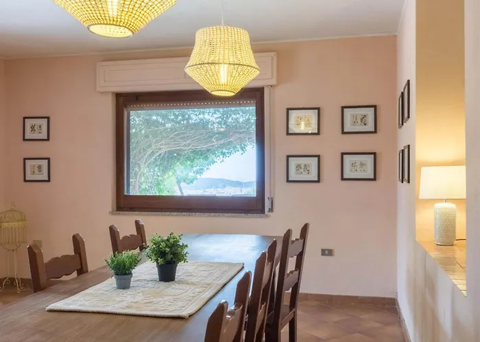 Apartment Bellavista Con Piscina Privata, Vista Mare Vicino A Villasimius