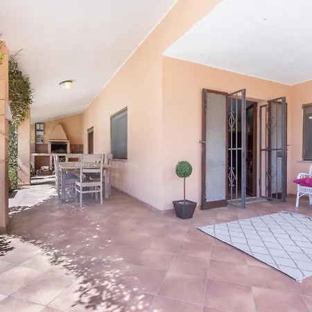 Bellavista Con Piscina Privata, Vista Mare Vicino A *