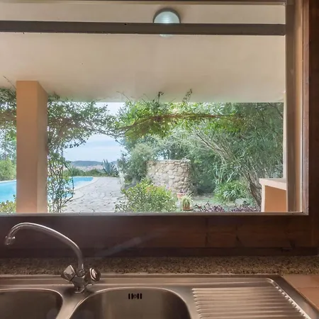 Bellavista Con Piscina Privata, Vista Mare Vicino A Villasimius